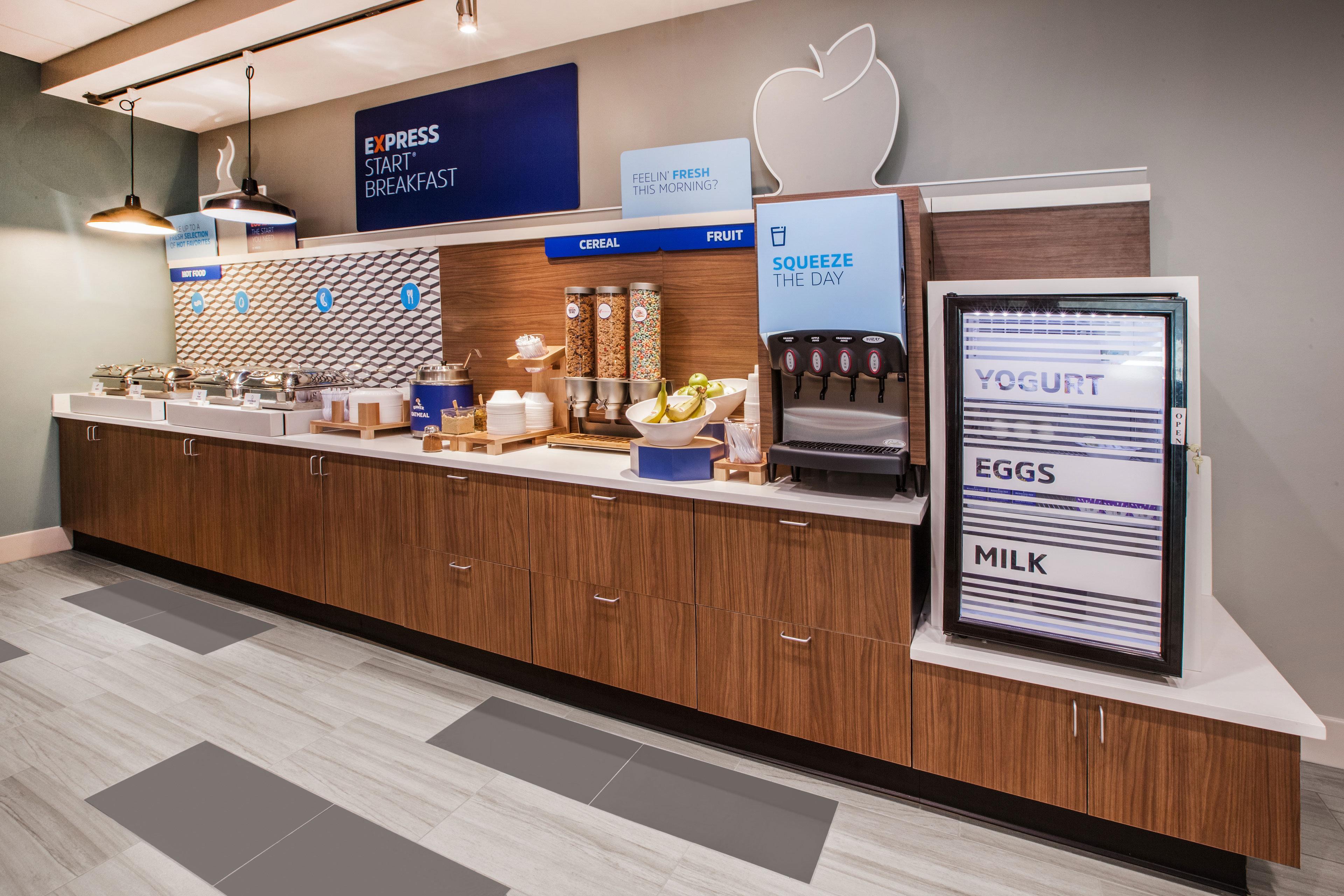 Holiday Inn Express Hotel & Suites Dublin By Ihg Exteriör bild
