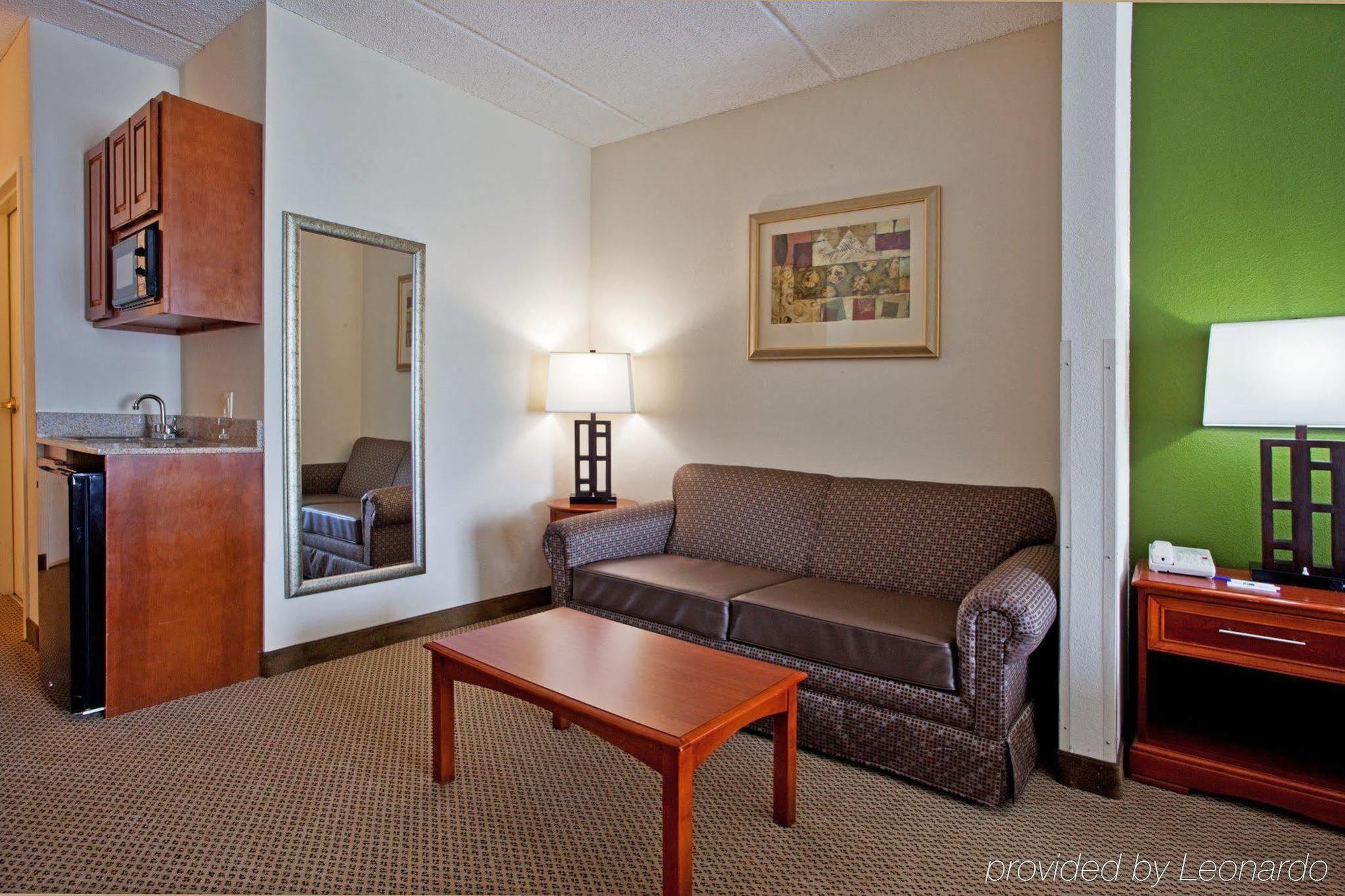 Holiday Inn Express Hotel & Suites Dublin By Ihg Rum bild