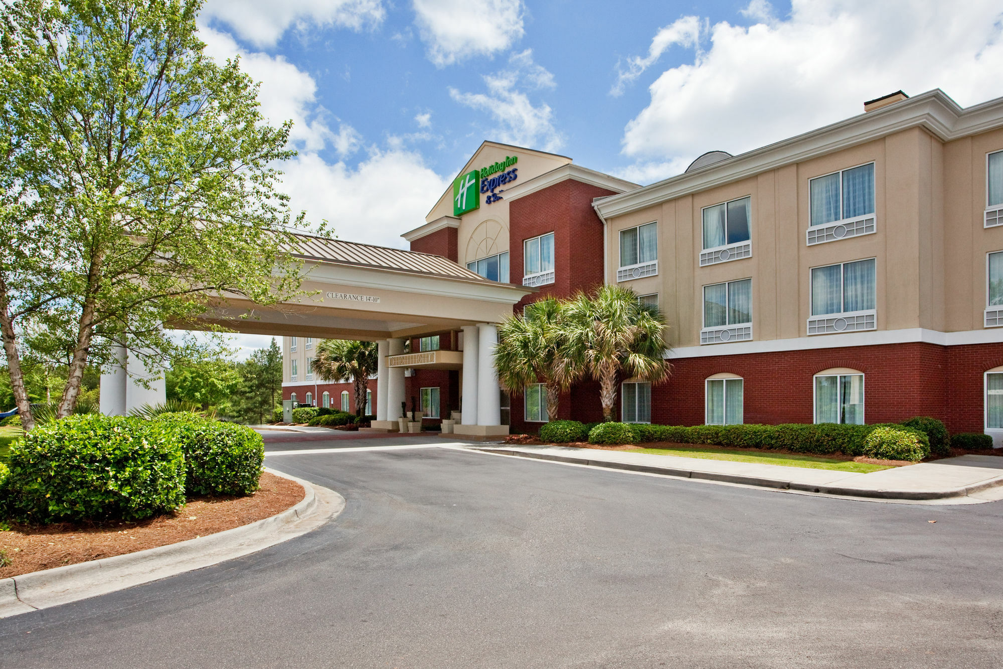 Holiday Inn Express Hotel & Suites Dublin By Ihg Exteriör bild
